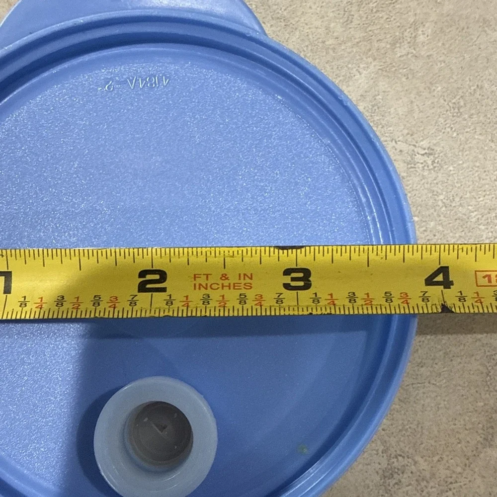 4 Tupperware Impressions Dripless Straw LIDS ONLY 3912 for 18oz Cup/Tumbler Blue